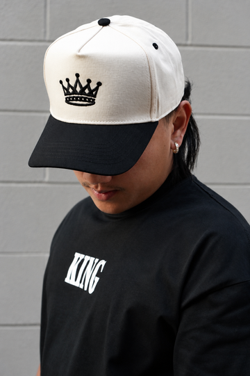 KING STANDRD Signature Crown Cap - Cream and black